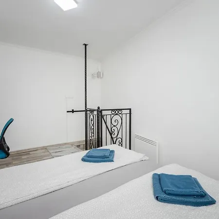 Bpr Simply Azure Lejlighed Budapest